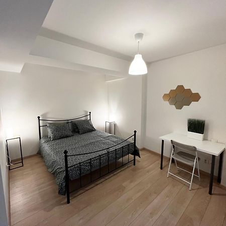Апартаменти Elegant Flat - Center Of Брюссель Екстер'єр фото